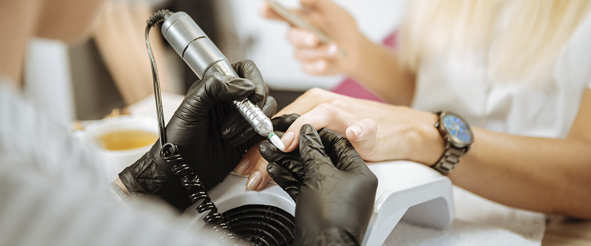 Маникюрный остров в торговом центре