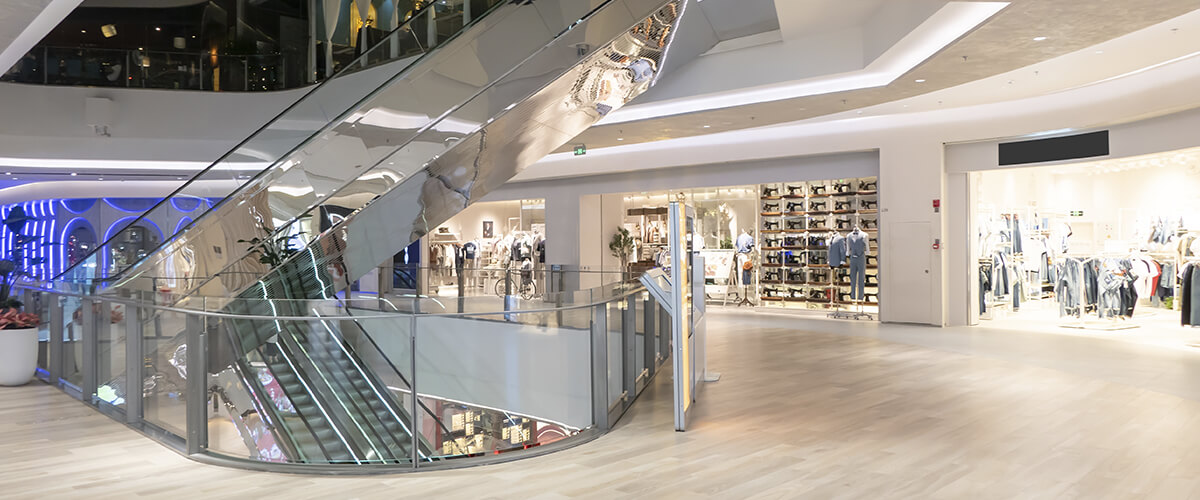 Реальные примеры влияния расположения магазина в ТЦ